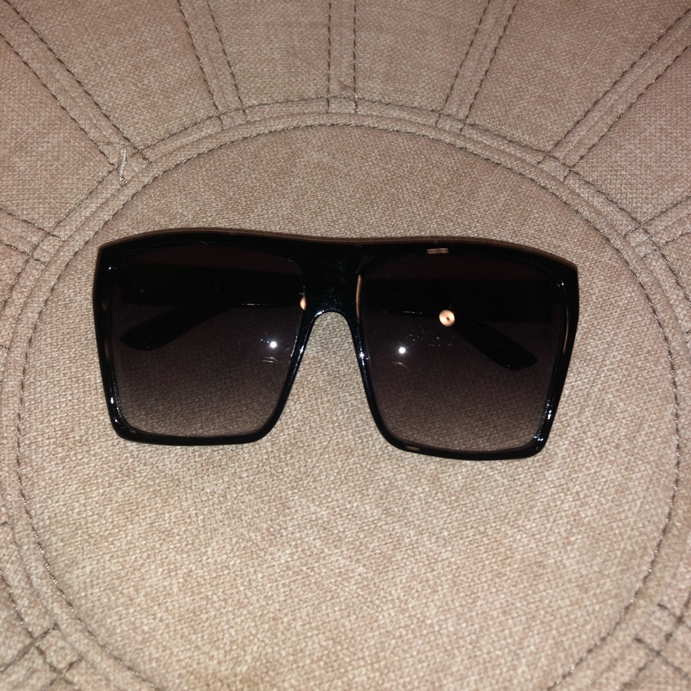 glasses